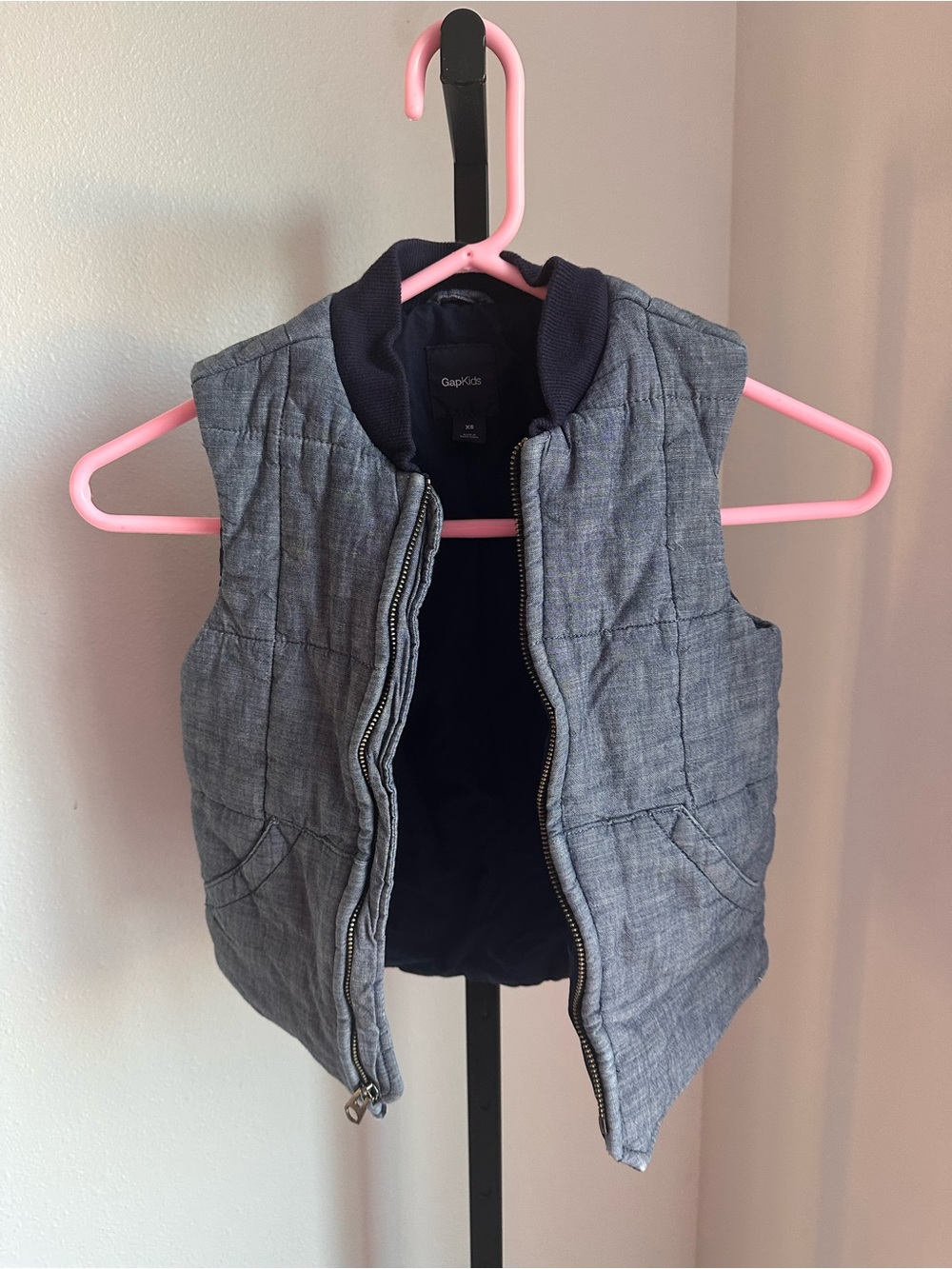 Gap kids xs vest